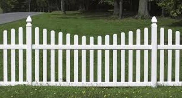 hàng rào bằng gỗ